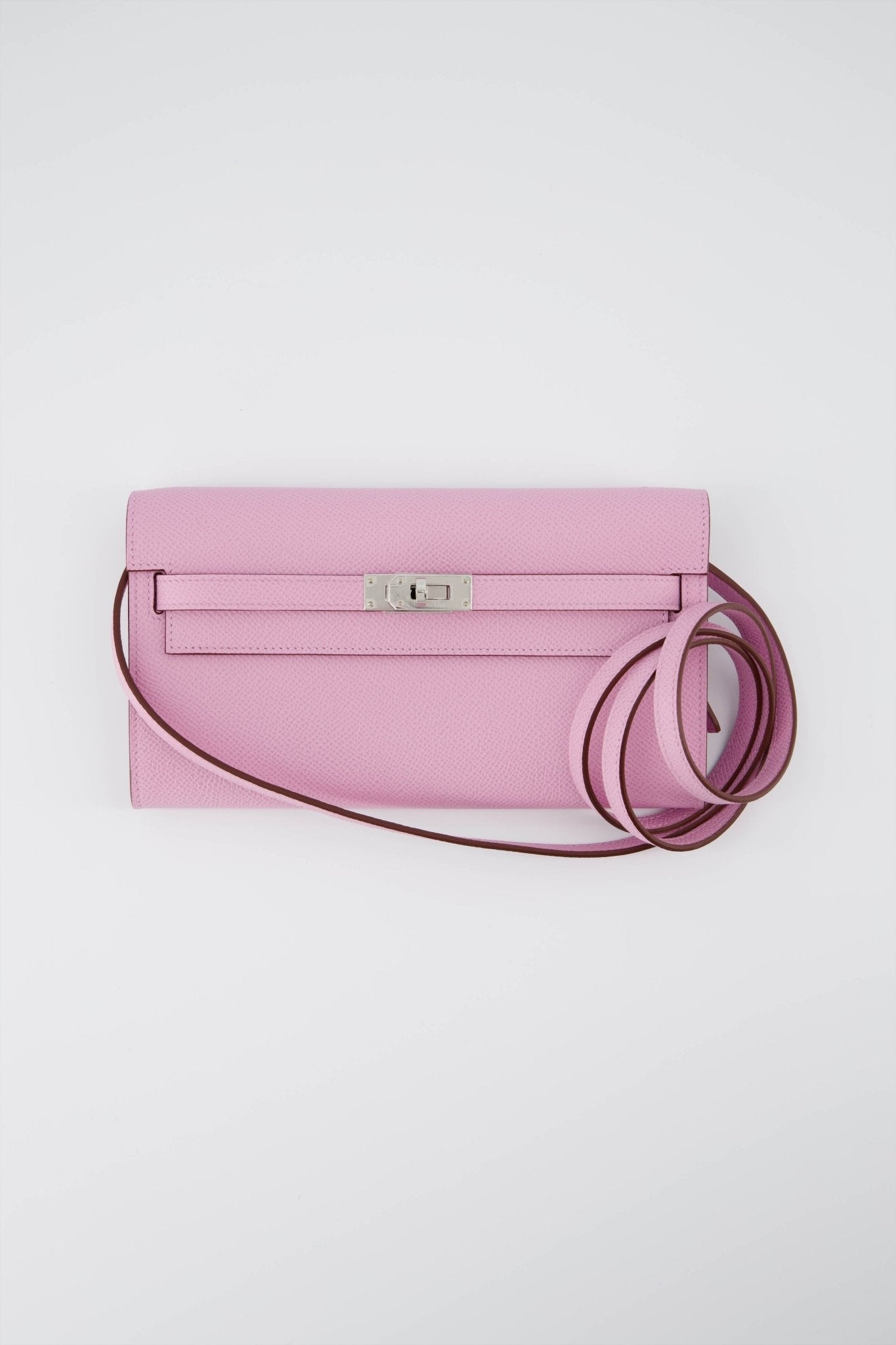 *Rare* Hermes Kelly Classique To Go Wallet Mauve Sylvestre Leather With Palladium Kelly Closure Hardware.  Removable Shoulder Strap, 4 Credit Card Slots And Zipped Change Purse