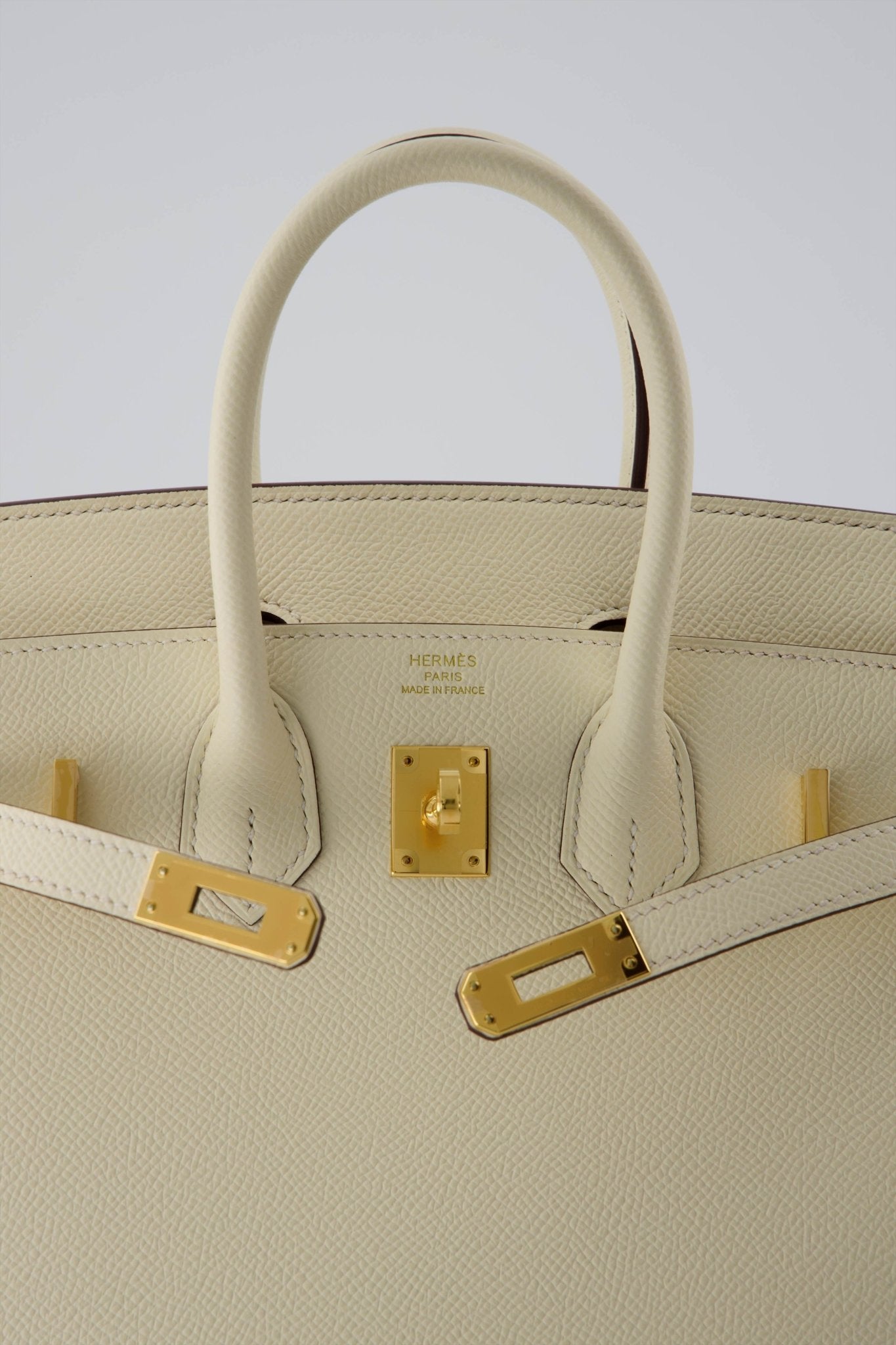 *Rare* Hermes Birkin 25 Sellier Handbag Nata Epsom Leather With Gold Hardware. Investment Piece