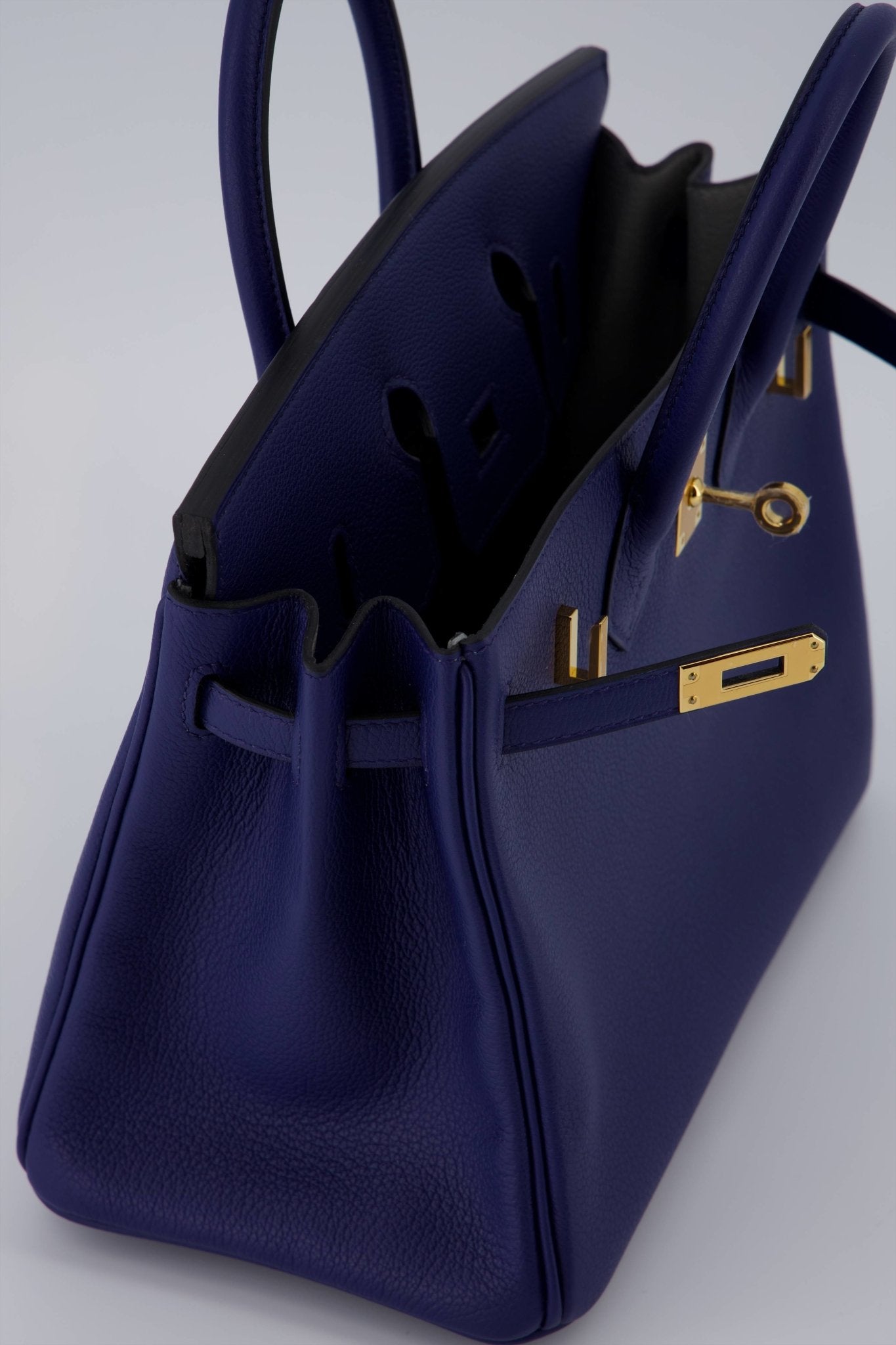 *Rare* Hermes Birkin 25 Handbag Blue Saphir/Gris Mouette Taurillon Novillo Leather With Gold Hardware. Investment Piece