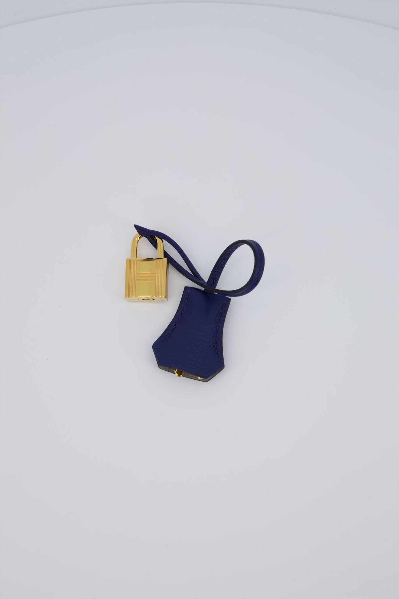 *Rare* Hermes Birkin 25 Handbag Blue Saphir/Gris Mouette Taurillon Novillo Leather With Gold Hardware. Investment Piece