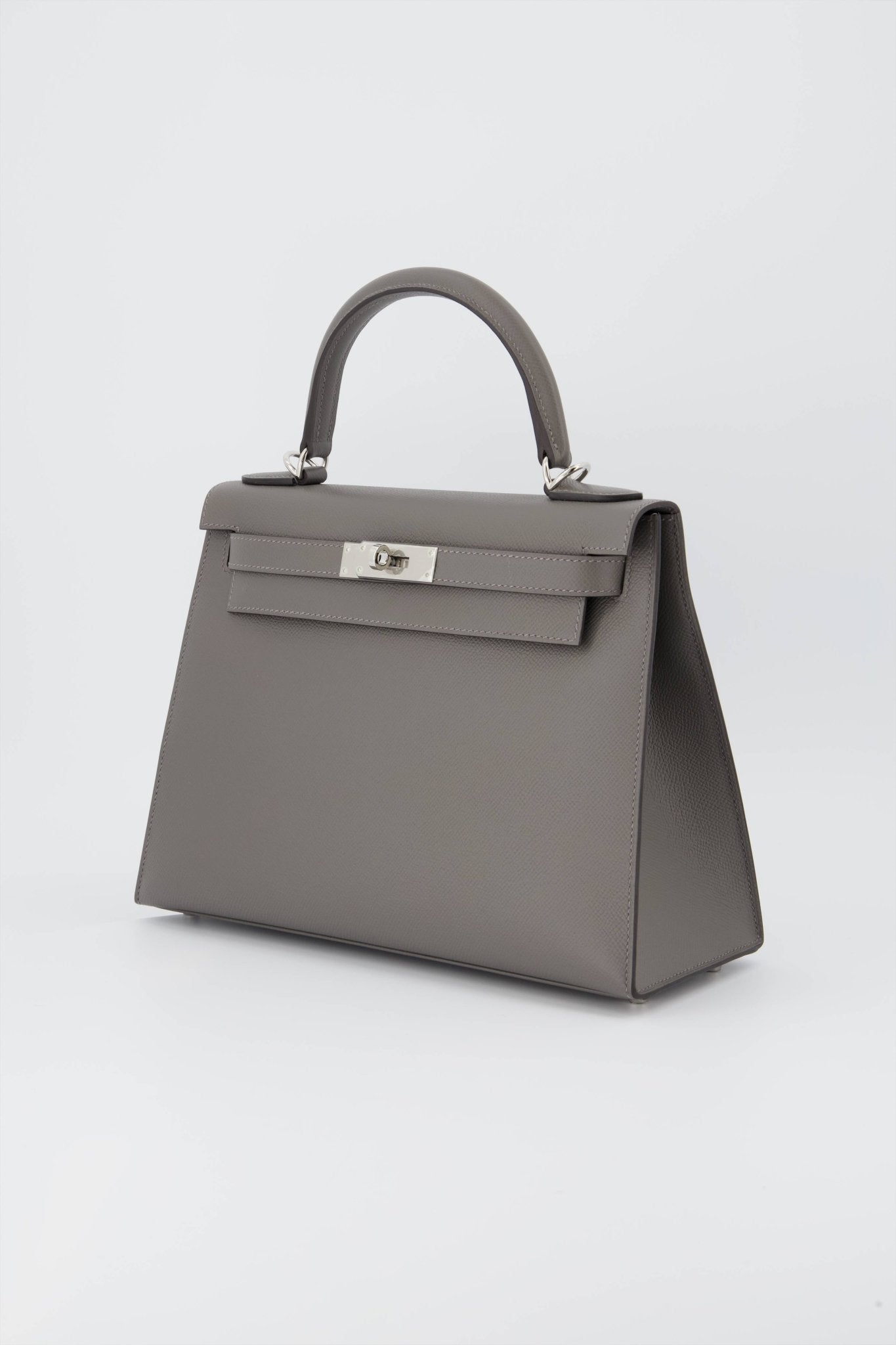 Rare* Hermes Kelly 28 Sellier Handbag Gris Meyer Epsom Leather With P –  Bags Of Personality
