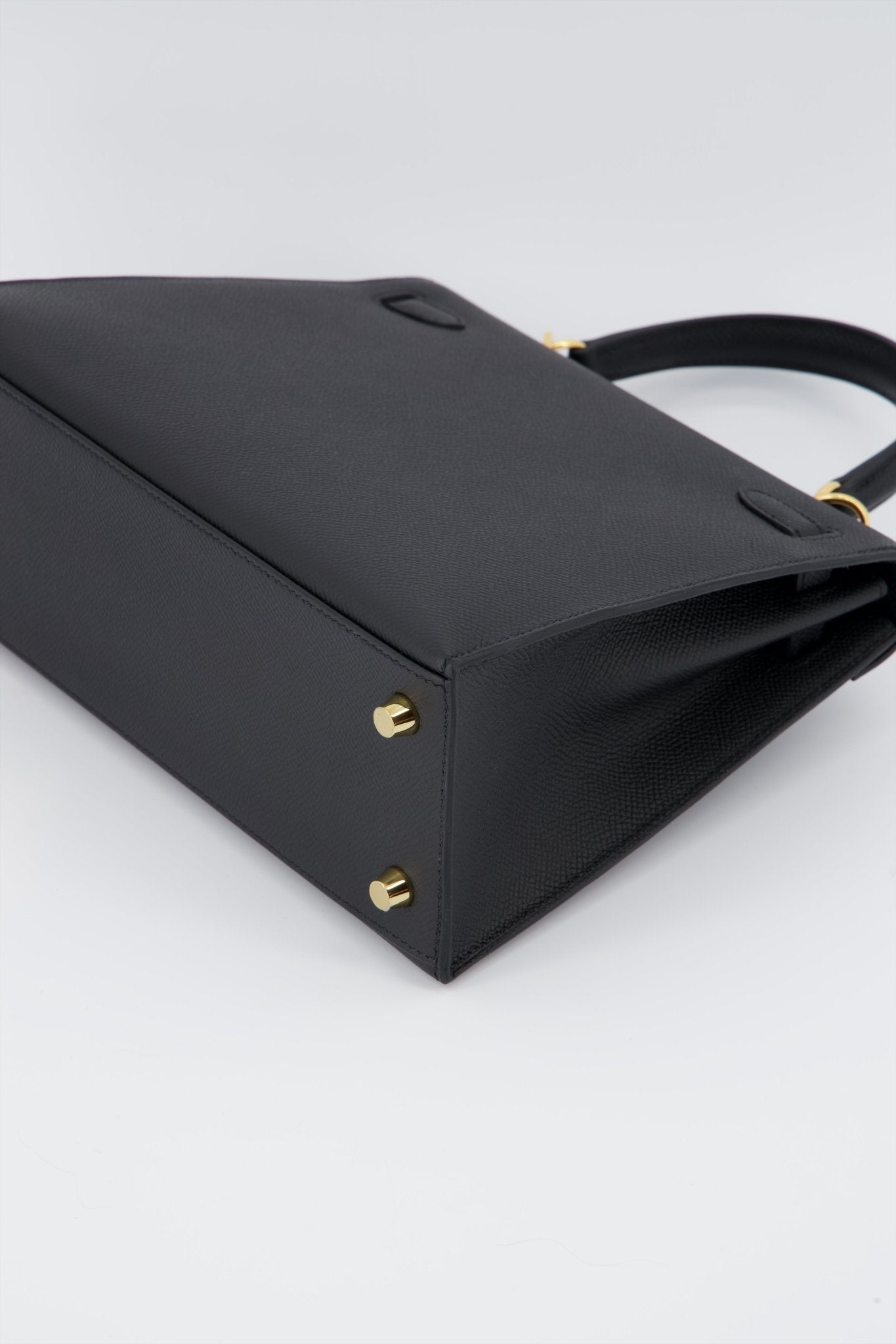 *Holy Grail* Hermes Kelly 25 Sellier Handbag Black Epsom Leather With Gold Hardware