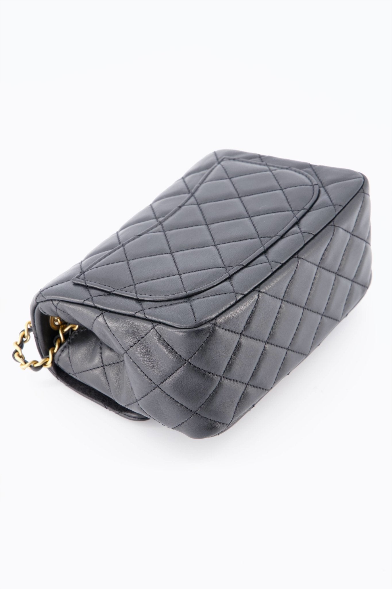 Small square chanel online bag